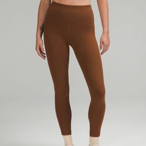 Wunder Train High Rise Tight 25” in Roasted Brown